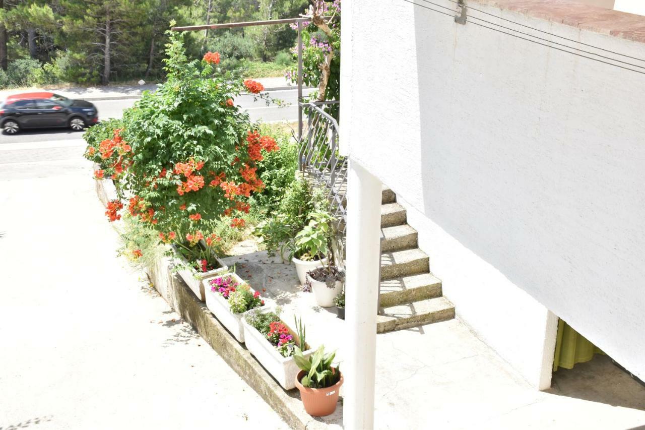 Versi Tucepi Exterior photo